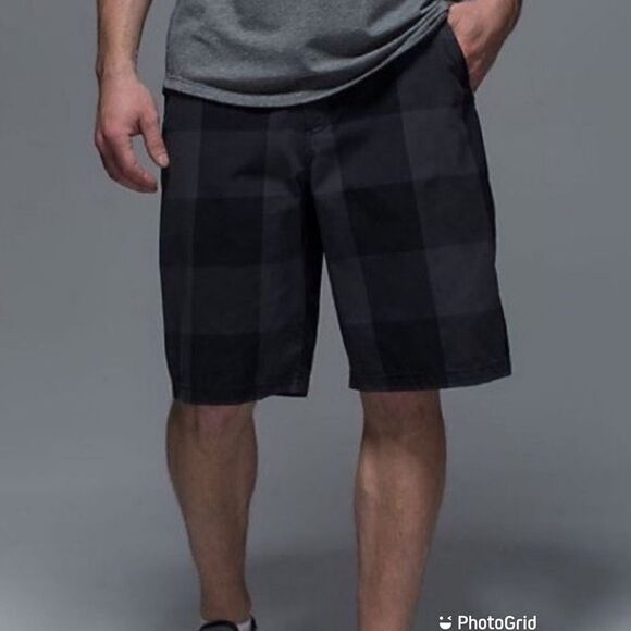 Lululemon Kahuna Plaid Shorts - Picture 1 of 6